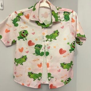 Disney Pascal Rapunzel Kids 8-10  button up collar shirt